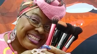 ASMR: CHEWING CRACKING GUM, SHOWING MY BLUSHES & BRUSHES COLLECTION...By: JUICY TINGLES screenshot 5