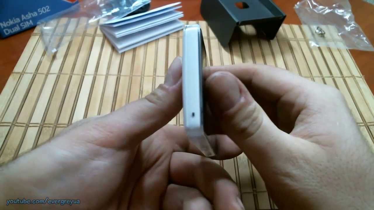 Первая русская распаковка. Nokia Asha 502 Dual SIM White.