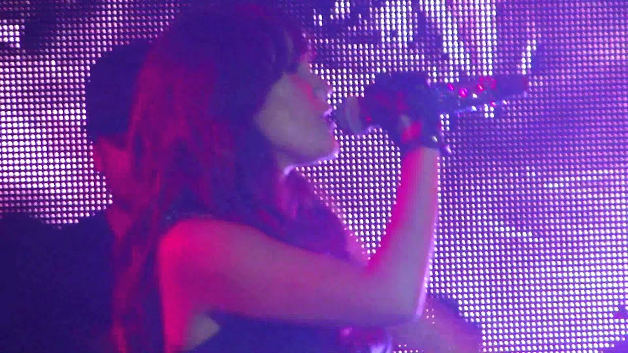 Dulce Maria - Medley RBD - Sin Fronteras On Tour - Porto Alegre