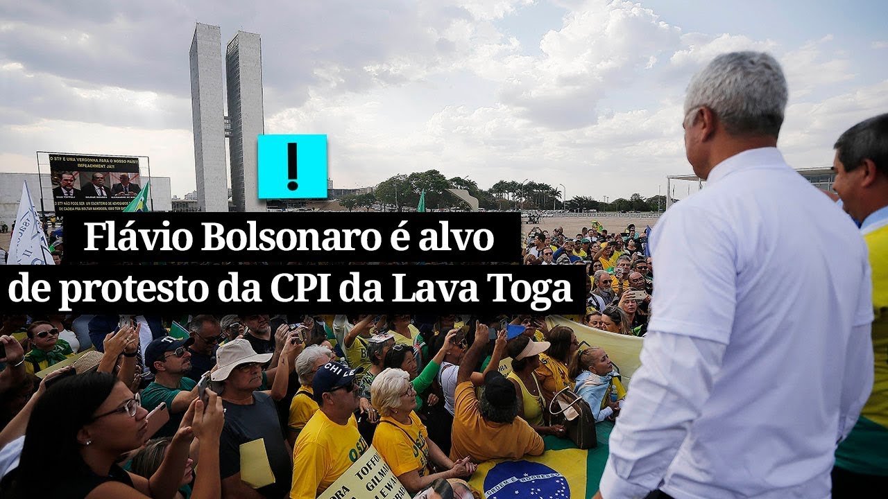 Flávio Bolsonaro é alvo de protesto da CPI da Lava Toga