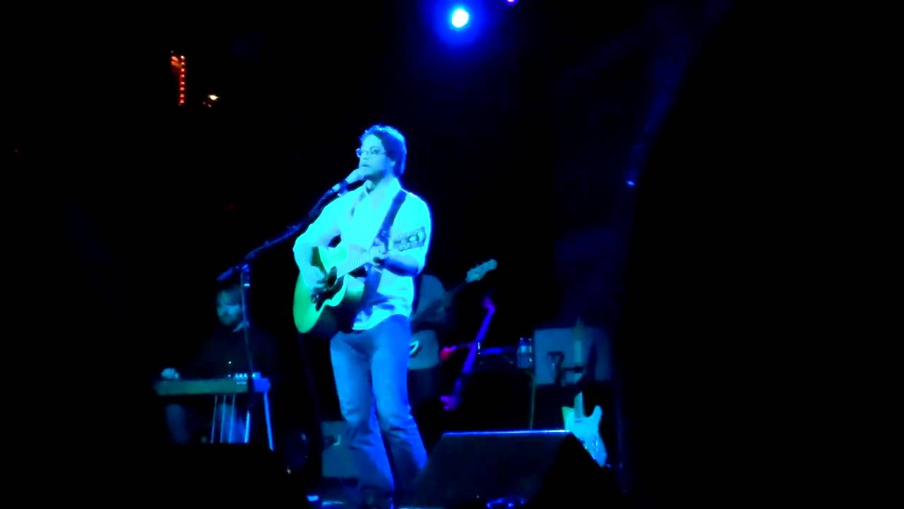 Amos Lee What's Been Going On Live at Irving Plaza 4.2.11 YouTube
