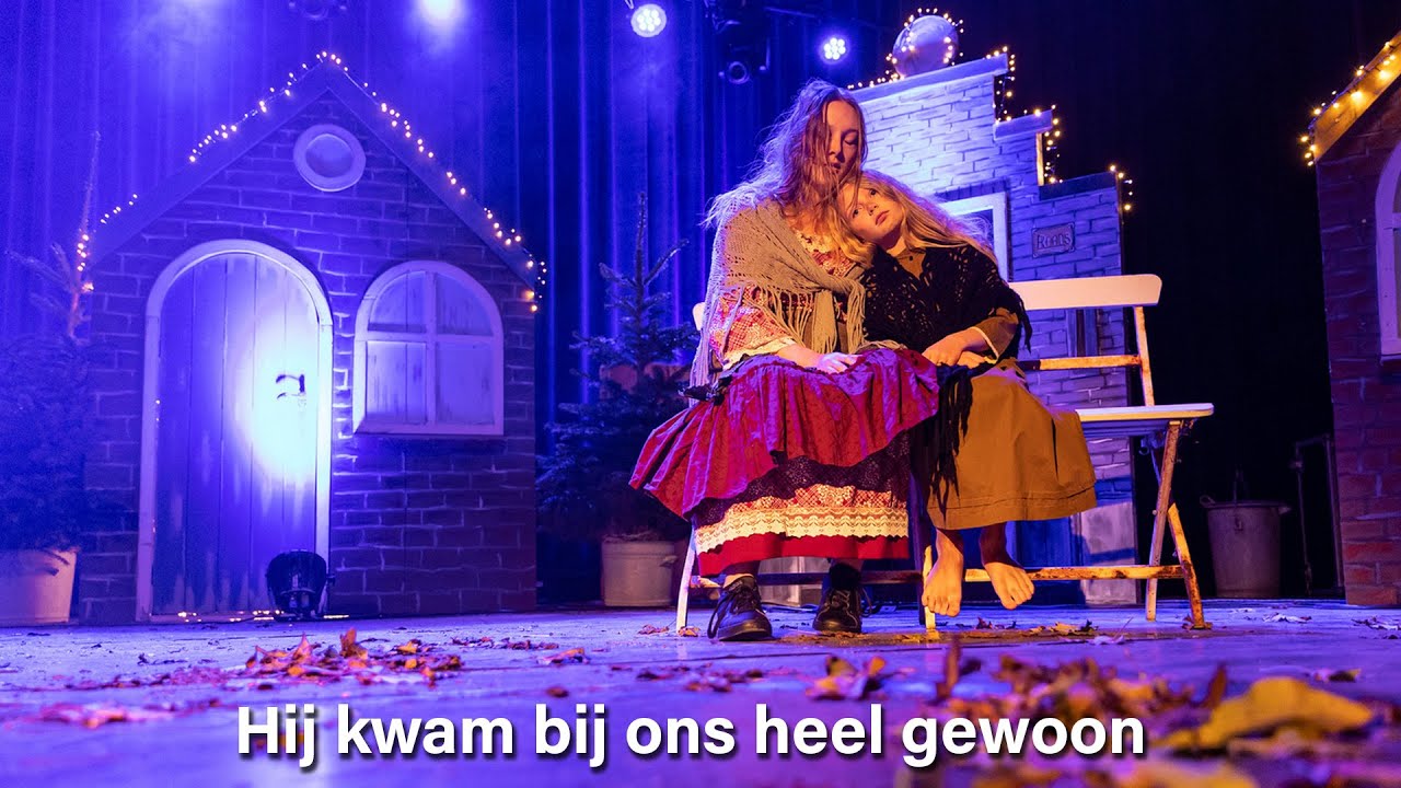 Kerstdienst 2021: Hij kwam bij ons heel gewoon - YouTube