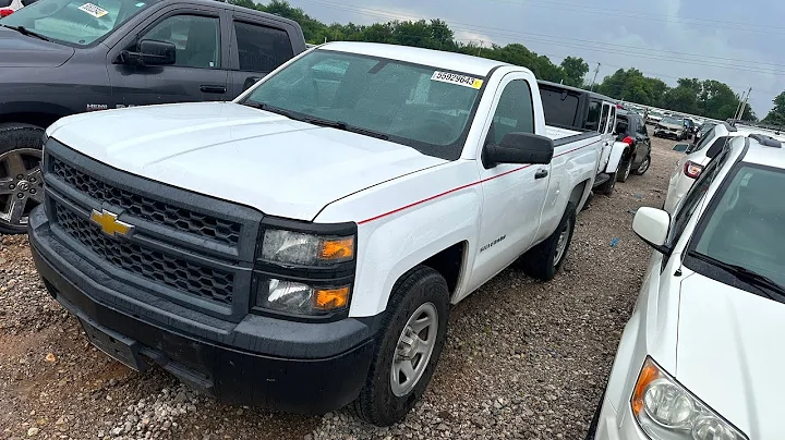 Copart Walk Around 6-14-23 + I Found my Daughter a Toyota Corolla!