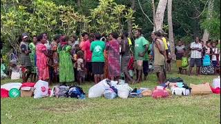 Gifts exchange in Vanuatu - Tanna by Tropical Sailing Life 86 views 10 months ago 28 seconds