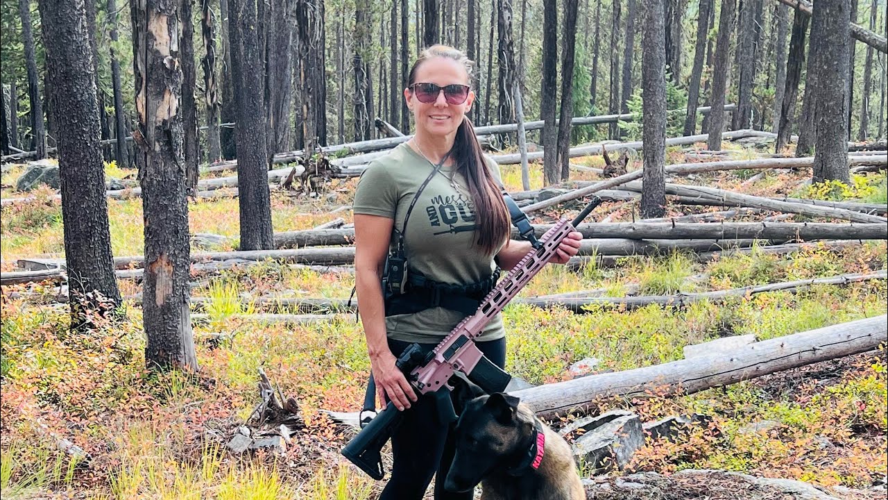 Wolf hunting Montana with two Belgian Malinois YouTube