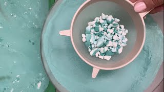 ASMR sifting green💚+white🤍baking soda, pebble crush