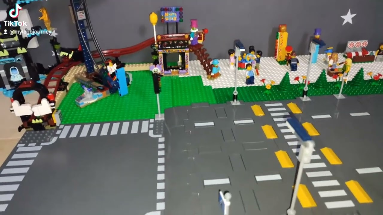 Building a Lego rollercoaster/funfair 