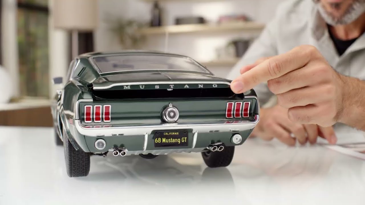 FORD MUSTANG - Salvat Argentina (15")