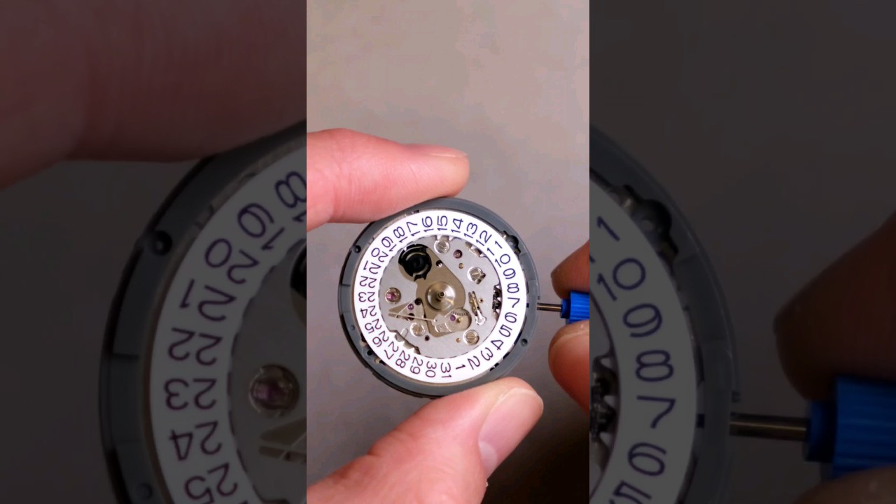 How does the Date Chage work in a Watch? Seiko NH35 date change