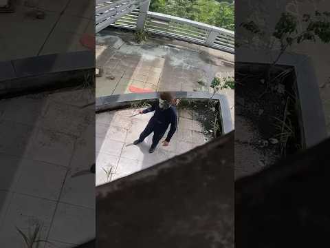 Escaping Micheal Myers Scary Vs Parkour Pov In Real Life Michaelmyers Shorts Parkour 