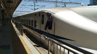 230409_049 小田原駅を出発する東海道新幹線N700系 X30編成(N700a)