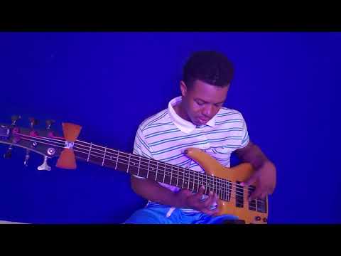 Oswald ti doudou cover bass🎸🎸Diabbass bass brezo🎸🎀