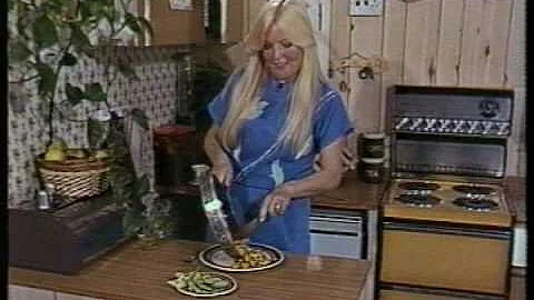 Dors Dozen - Cooking with Diana and Judy | TV-am 1...