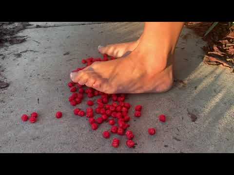 Cheeto Feet