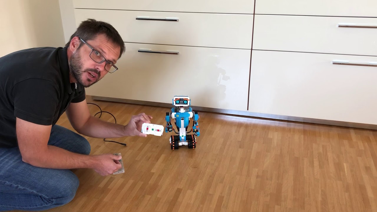 Legoino: Boost remote control