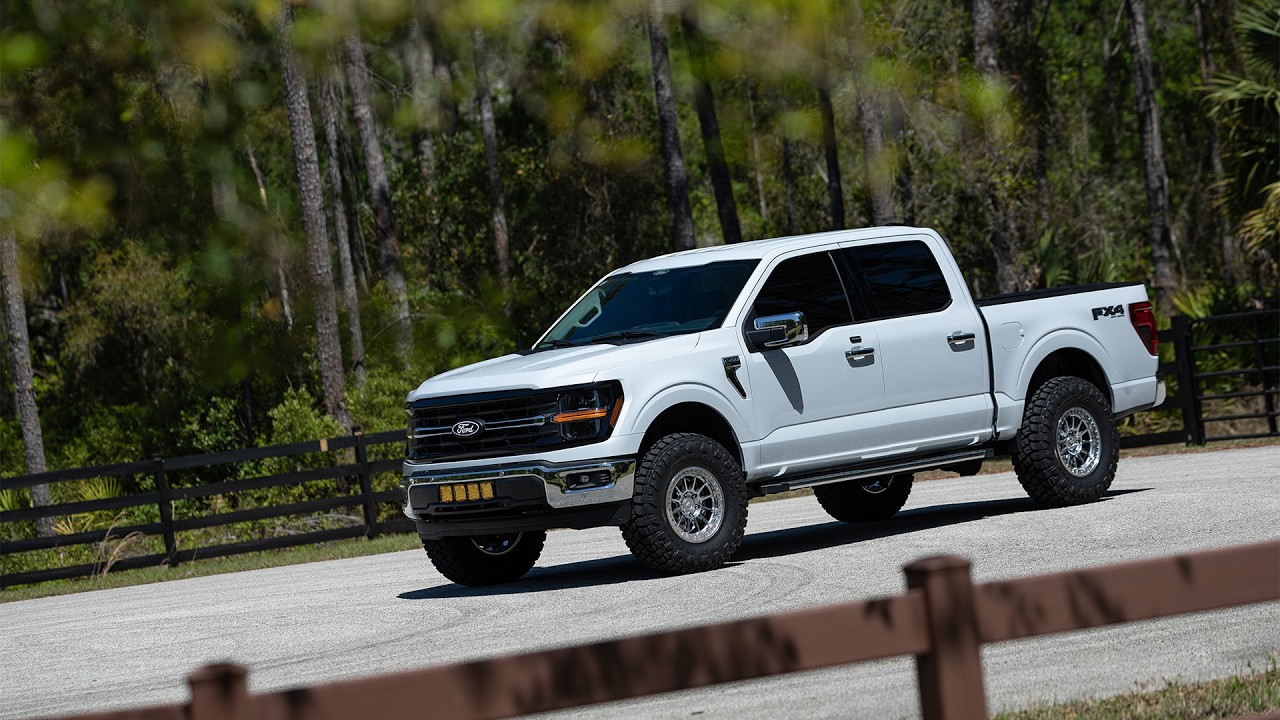 www.bcforged-na.com

Ford Gen14 F150 XLT • AE12 • Gloss bright clear center • Gloss bright clear ring • Gold hardware • AE Available 17”-12” diameter • Email:sales@bcforged-na.com • Owner: @cole__young • #bcforged #bcforgedna #simulatedbeadlock #forged #offroad #offroadwheels #fordf15035in