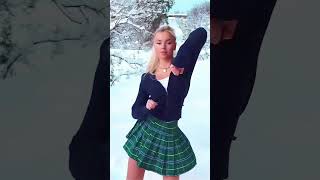 Outfit 1 or 2?!💚 #shorts #youtubeshorts #dance