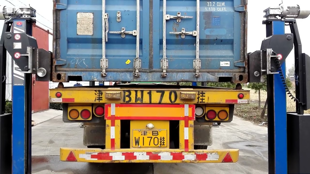 Mobile Container Lifting System