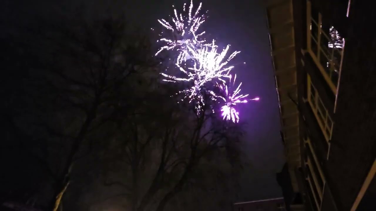 Show-box 200 shots F4 - Nico vuurwerk