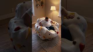 Des fauteuils étranges. Lequel choisirais-tu ? #ASMR #aiartcomunity #chair #ai #fyp
