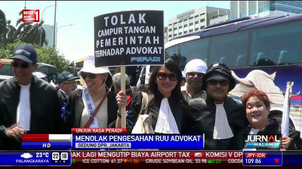 Ratusan Pengacara Tolak Pengesahan RUU Advokat