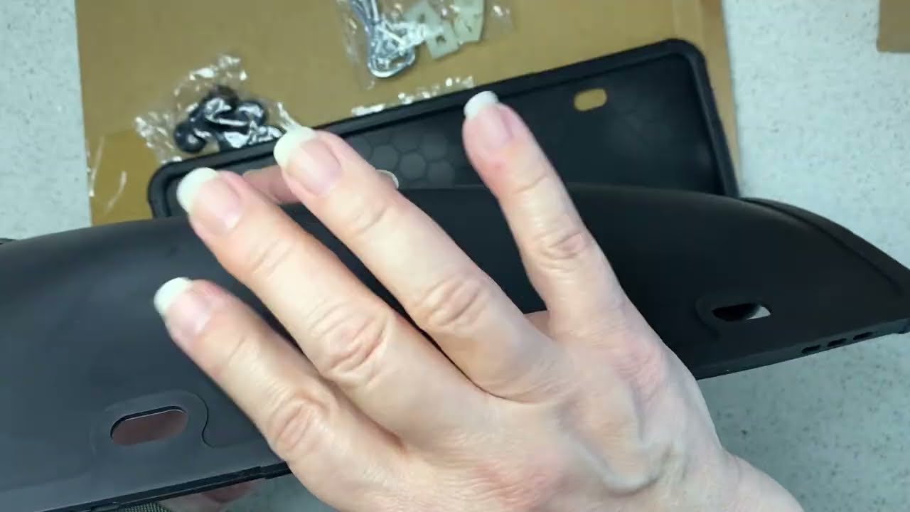 Plate Rattling Driving You Nuts? These Silicone Frames Might Finally Silence It