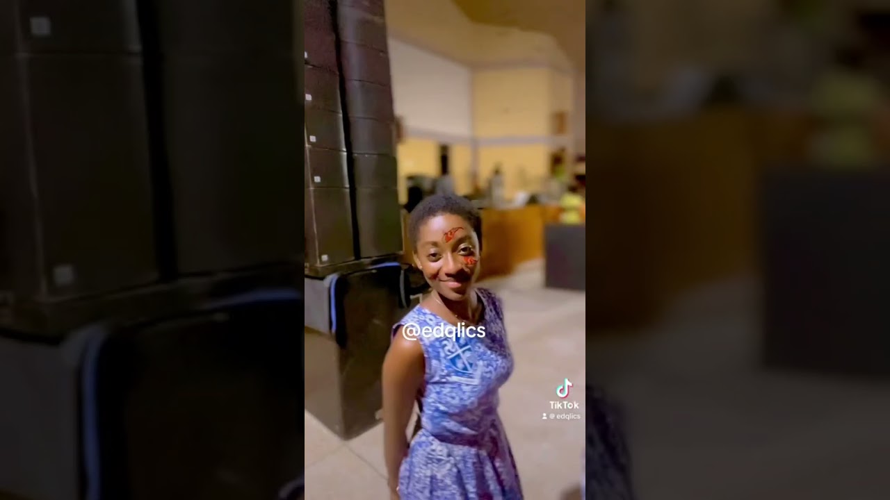 Shoot with the most beautiful student in Ghana | photographer 