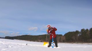 Ice Fishing: How to (not) Drill a Hole in the Ice using Hand Auger