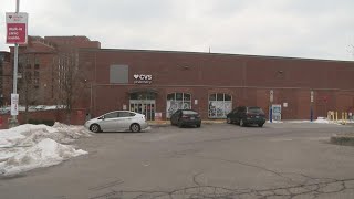 Police: 2 suspects rob Ohio State student at gunpoint during shoe sale