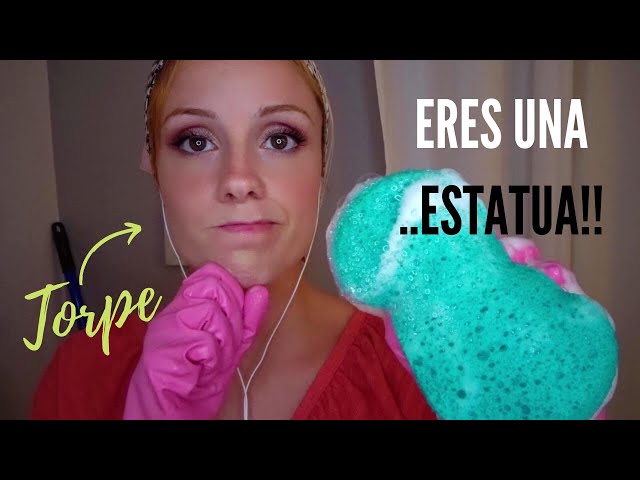 ASMR Roleplay 🧽(Limpiadora torpe)🧽 ERES UNA ESTATUA valiosa y te LIMPIO  I BelASMR