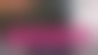 Chrissy Teigen knows the fastest way to a man’s eyes is through her boobs!