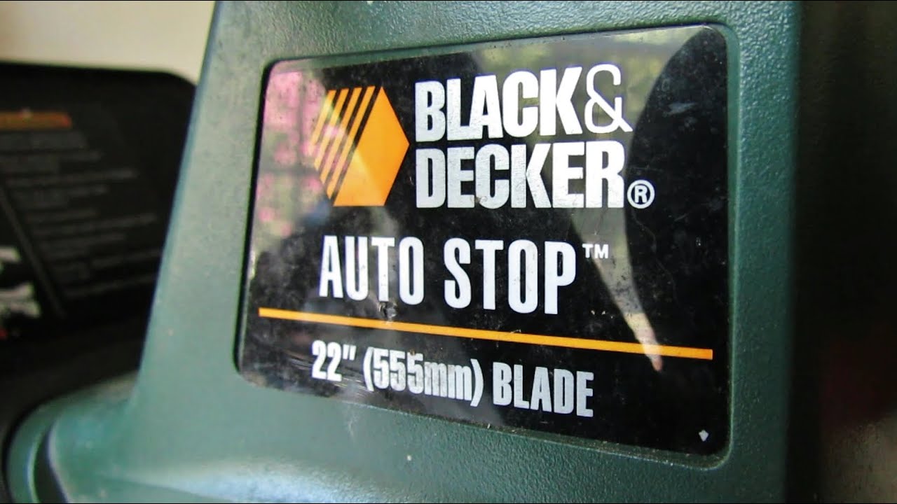 Black & Decker 16 Inch Blade Electric Hedge Trimmer TR116