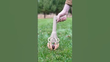 I 3D printed a Bionic Hand for my Dog