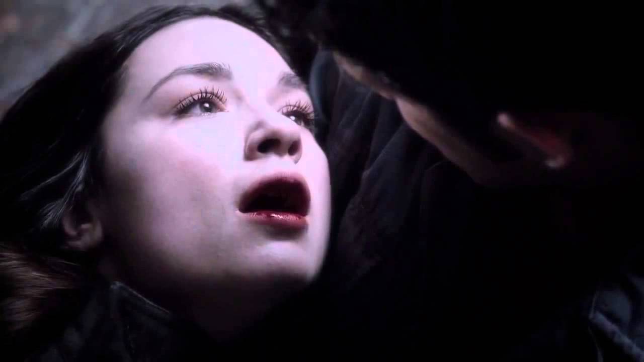 Teen Wolf 3x24-Scott's reaction to Allison's death - YouTube