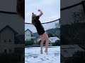 Wenn PLÖTZLICH SCHNEE Liegt Schnee Ironie Trampolin