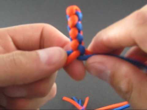 Four-strand round braid how-to Friendship bracelet  Paracord bracelet  tutorial, Rawhide braiding, 4 strand round braid