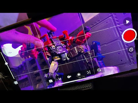 I animated Optimus Prime transforming in Stop Motion | TIMELAPSE