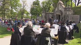 Milwaukee Calvary Cemetery Memorial Day service | FOX6 News Milwaukee