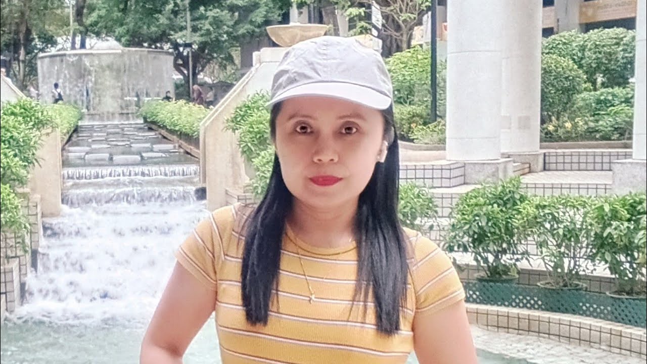 Pinay Single Mom in HK is live!