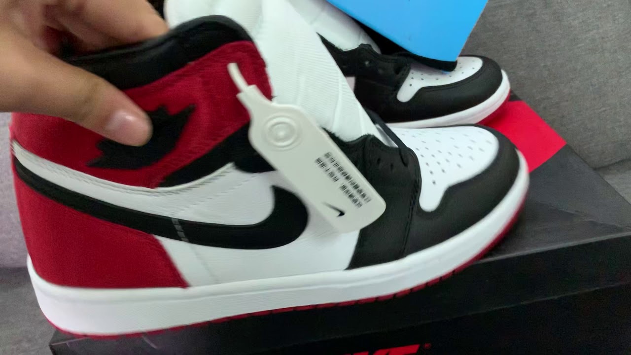 Nike Air Jordan 1 Retro High Satin Black Toe (W)-CD0461-016