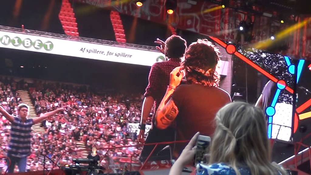 One Direction - Copenhagen Denmark, 17 June 2014 - Why Don't We Go There + Rock Me