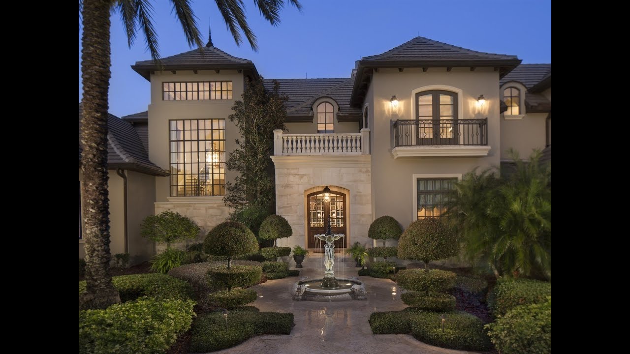 Stunning Estate Overlooking the Isleworth Golf Course in Windermere