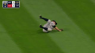 NYY@CLE: Gardner makes great sliding catch in center