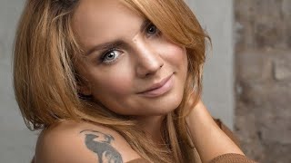 видео: 42 года МаКsим #певица #легенда #новость_дня #максим #шортс #рекомендации #shorts #др #красотка #рек картинка: 42 года МаКsим #певица #легенда #новость_дня #максим #шортс #рекомендации #shorts #др #красотка #рек