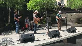 Take Me to the River - Chicago’s street musicians