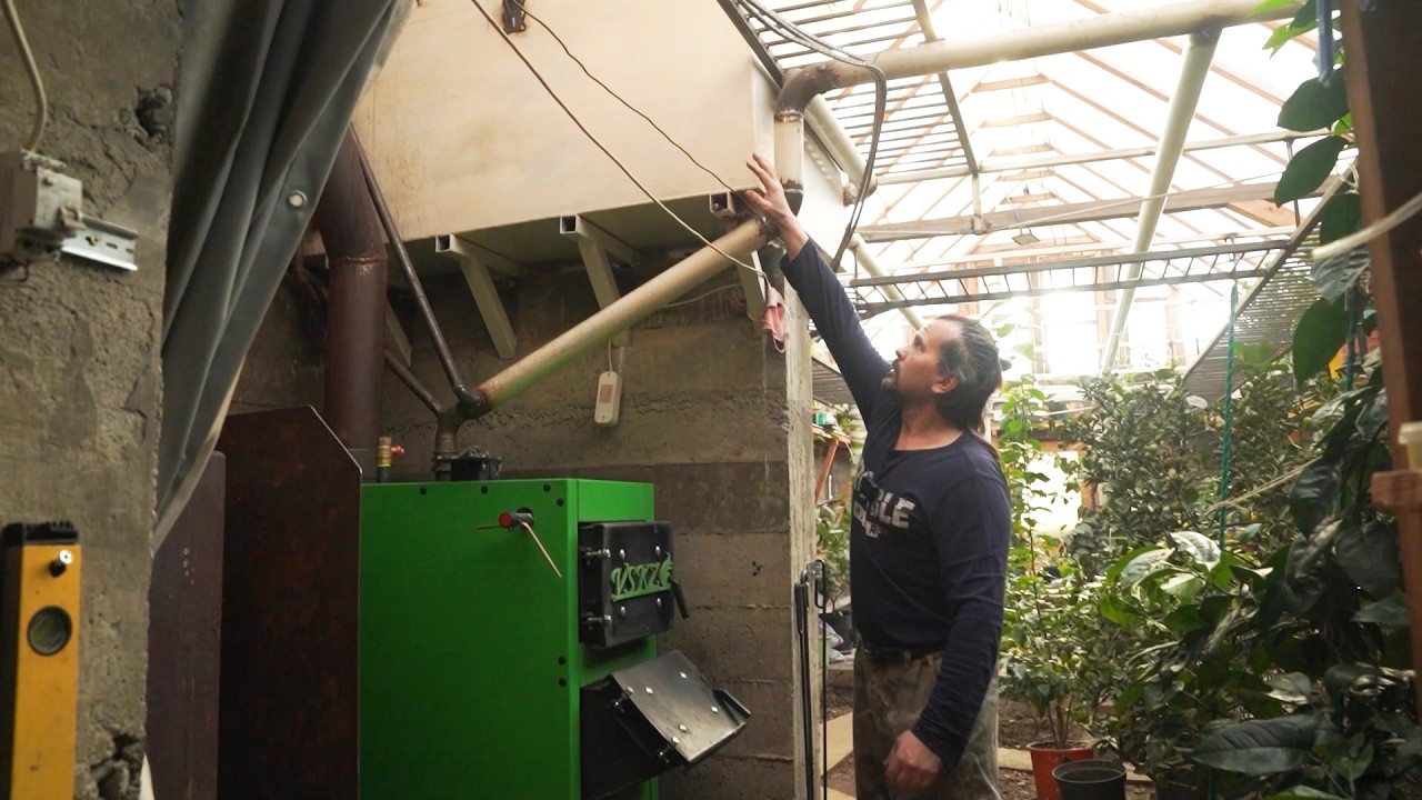 ПОДЗЕМНАЯ ТЕПЛИЦА В СИБИРИ  ч. 3. ВОДЯНОЕ ОТОПЛЕНИЕ !!!