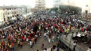 Flash Mob "Viva la Vida" con Alice Paba