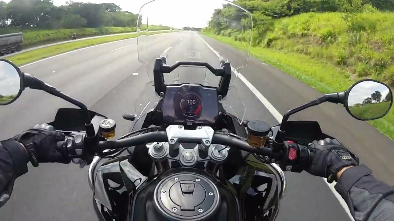 Triumph Tiger 1200 Black Edition - Dicas para pilotar no calor