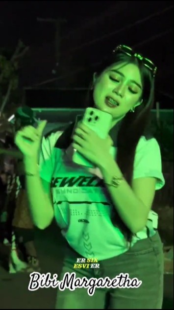 masukberanda #beranda #dance #djmeresahkan #djasikkkk #djchikaloka#remix #djremix #dj