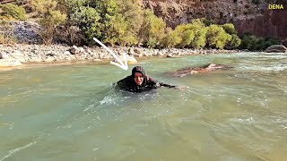 Download Lagu 🪣 The story of Kulthum washing blankets by the river 🏞️👣: ☀️ Hot summer and Kulthum's big trouble MP3 Download Lagu 🪣 The story of Kulthum washing blankets by the river 🏞️👣: ☀️ Hot summer and Kulthum's big trouble MP3